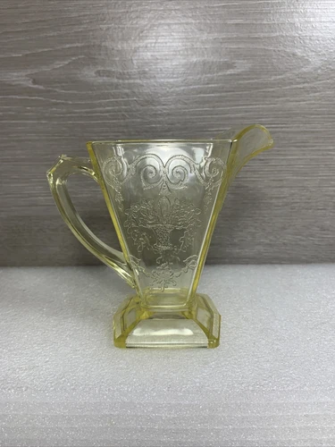 Vnt. Indiana Glass Depression Glass Lorain Yellow 4.5" Footed Creamer Pitcher