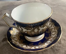 Aynsley Bone China Porcelain Cup & Saucer w/ Cobalt & Gold Decoration