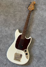 Squier by Fender Classic Vibe Mustang Bass - Neuwertig!