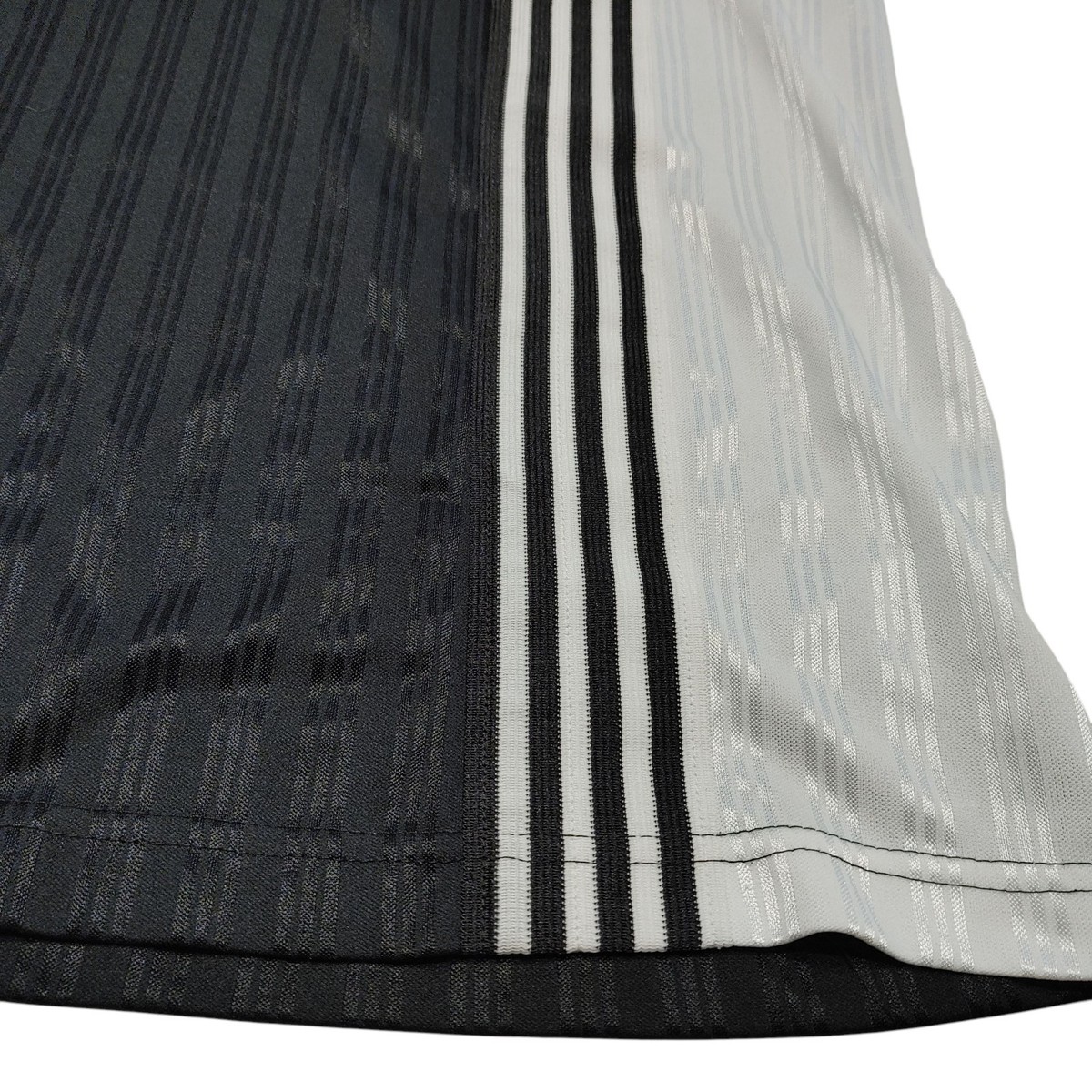 Vtg 90s Y2K Shiny Adidas Soccer Jersey Retro Rare Football