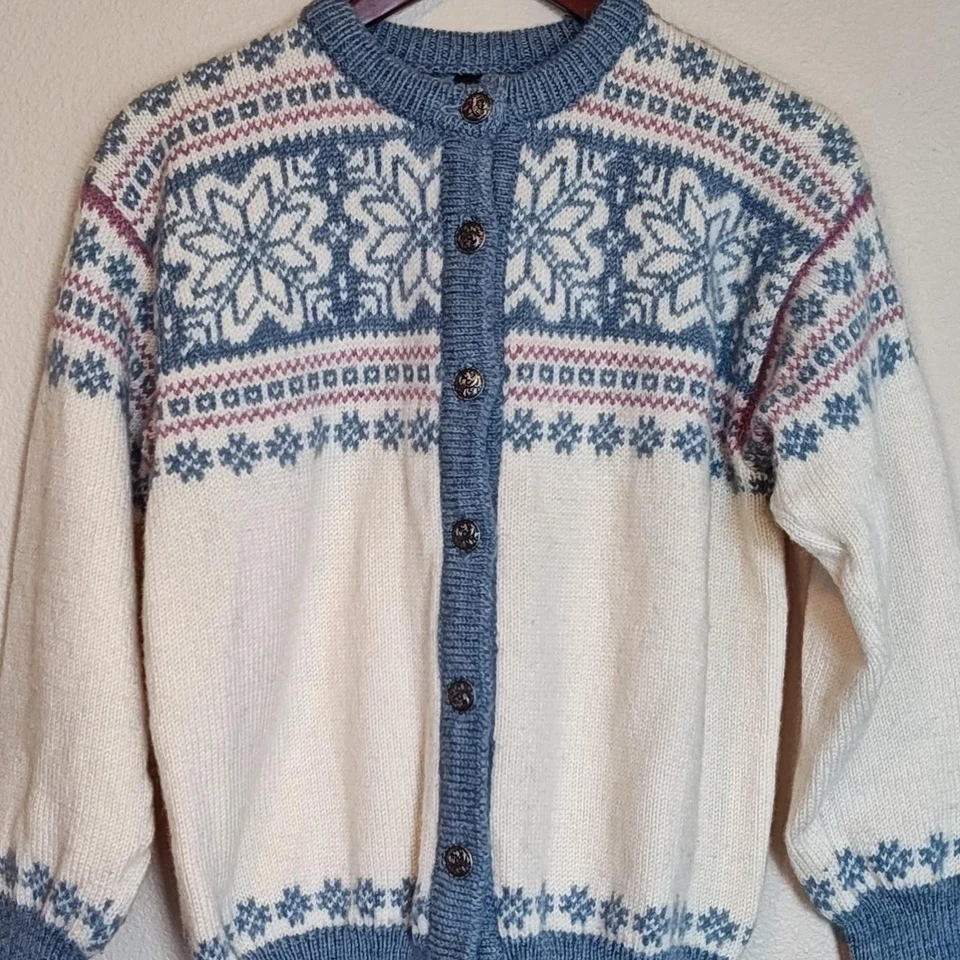 Vintage Dale of Norway Sweater Women's Large Blue White Wool Nordic Cardigan 90s - Image 4 of 4