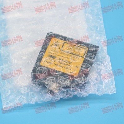 One Baumer OHDM 16P5001/S14 Photoelectric Diffuse Sensor 10-30V DC Qty New #md