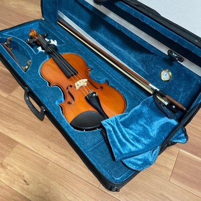 �Ǖi Karl Hofner Bubenreuth 1999 4/4 �o�C�I����