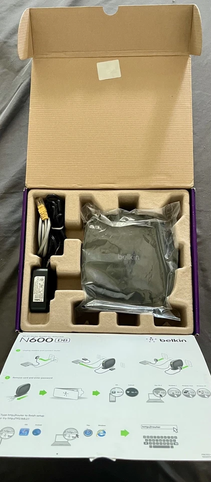 Belkin N600 DB 300 Mbps Dual Band Multibeam Wireless N+ Router New Open Box - Image 3 of 3