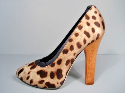 DOLCE GABBANA LEOPARD PRINT HIDDEN PLATFORM ROUND TOE PUMPS  HEELS NEW