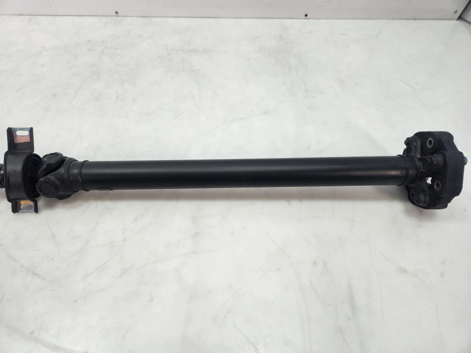 ✅ 19-21 OEM Mercedes W205 C63 AMG Rear Differential Drive Shaft Propeller 35k - Image 4 of 4