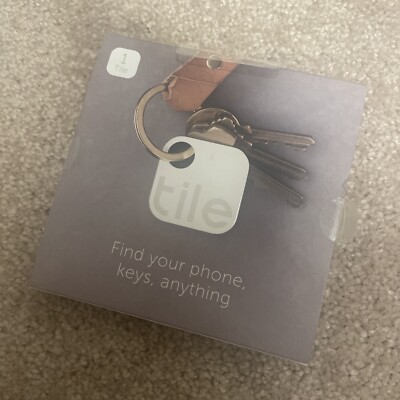 Tile Mate Versatile Tracker Keys Finder /color White NEW