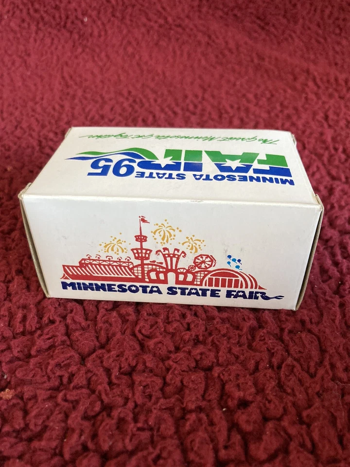 Case IH 7140 1995 Minnesota State Fair Limited Edition 1/64 Die-Cast Metal New - Image 4 of 4