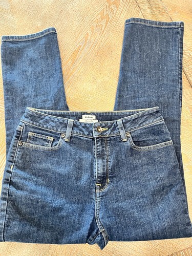 LL Bean Blue Jeans Classic Fit Pants Sz 6 Waist 30” Inseam 26” Cotton Blend - Picture 5 of 7