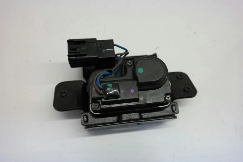 2013 Chevrolet Equinox Liftgate Lock Actuator Foto 4 de 4