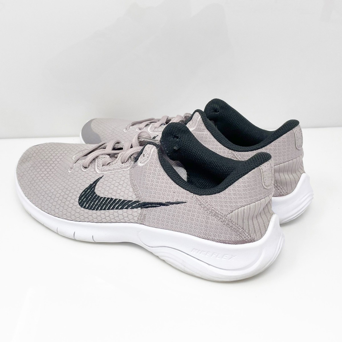 nike flex runner grey