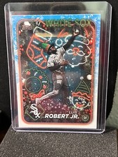Luis Robert Jr. 2024 Topps Holiday Elf Hat Image Variation - Chicago White Sox