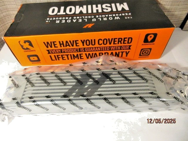 NUEVO SIN ABRIR Mishimoto MMOC-10 Universal 10 Filas Enfriador de Aceite Foto 4 de 4