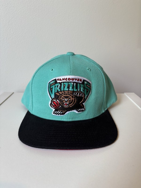 Mitchell & Ness Vancouver Grizzlies Basketball Snapback Cap Hat Teal/Black