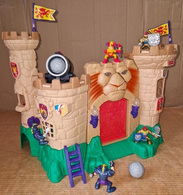 Vintage 90's Fisher Price #77198 Great Adventures Magic Castle Playset 100% comp