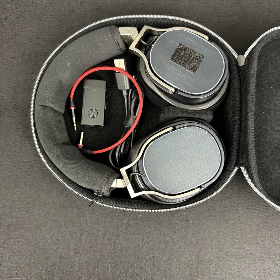 OPPO PM-3 Closed Black Planar Magnetic Headphones w FiiO BTR1 Bluetooth Amp dac - Image 2 of 4