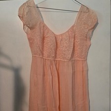 Barbizon Peach Crickled Nylon Nightgown with Lace Shoulders