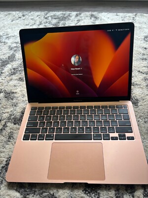 2020 Macbook Air 13 inch, 8GB, Dual-Core Intel Core i3