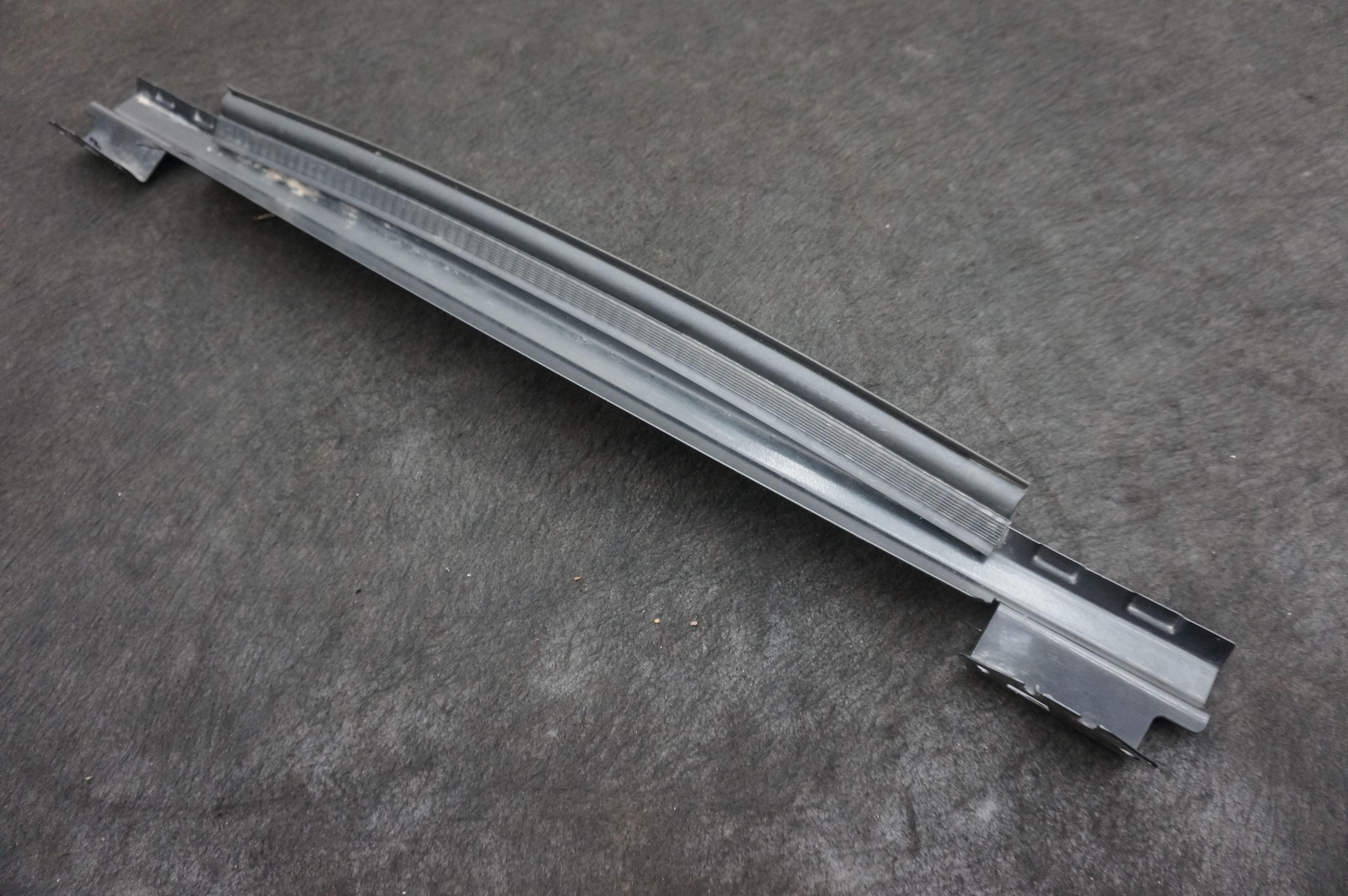 Rear Engine Bay Support Bracket Seal OEM 11A6319CP McLaren 650S 2015