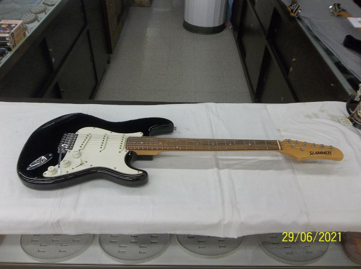 Slammer by Hamer Strat Style Electric Guitar - BLACK/WHITE WITH