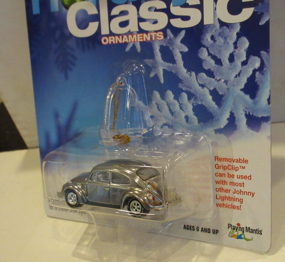 JOHNNY LIGHTNING CHRISTMAS / HOLIDAY MUSCLE CAR ORNAMENTS '66