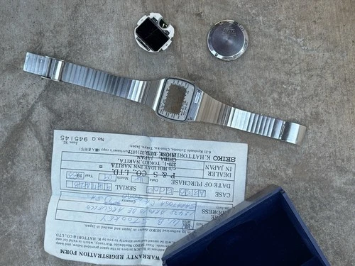 -- Vintage 1979 --  Seiko A358-5000 World time LCD display Digital Uhr