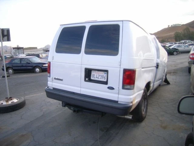07 08 09 10 FORD E150 AC CONDENSADOR GASOLINA 1117 Foto 2 de 4
