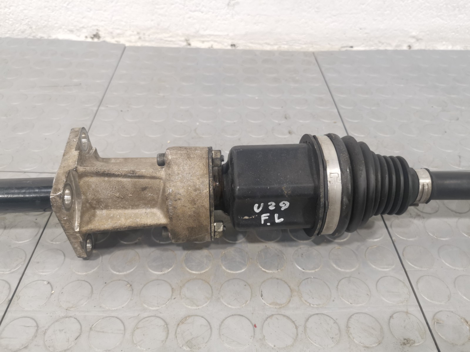 Maserati Ghibli S Q4 2015 3.0 L Front Left Driver Side CV Axle Half Shaft OEM