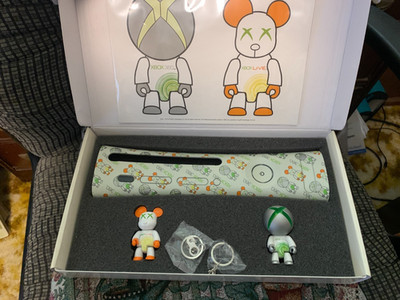 Toy2r Qee Faceplate Xbox 360 SUPER RARE Faceplate Complete
