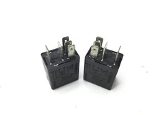 Pair of RELE' ELECTRIC SYSTEM PIAGGIO BEVERLY 125 2010 2015 ZAMP69100