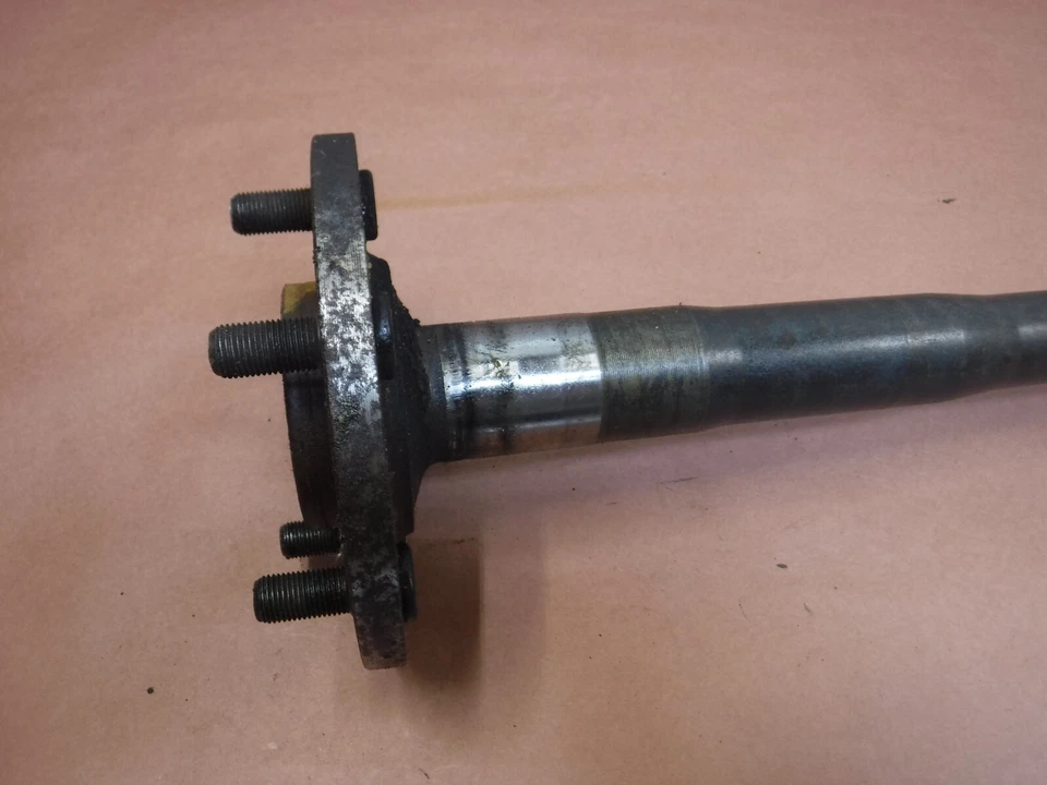 Jeep Cherokee 97-01 Chrysler 8.25 29 Spline Axle Shaft Driver OR Passenger Side  - Image 2 of 3