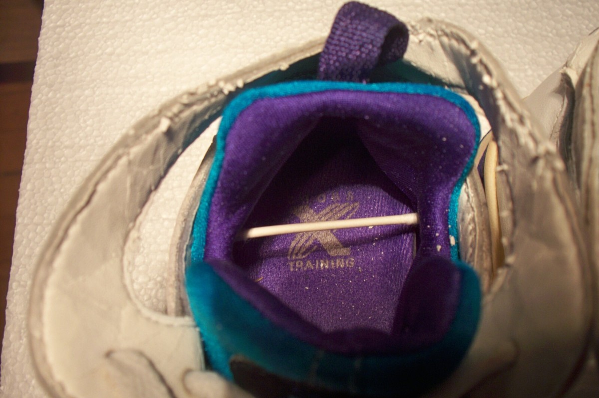 Vintage 1992 Nike Cross Training Sneakers Women size 7.5 for