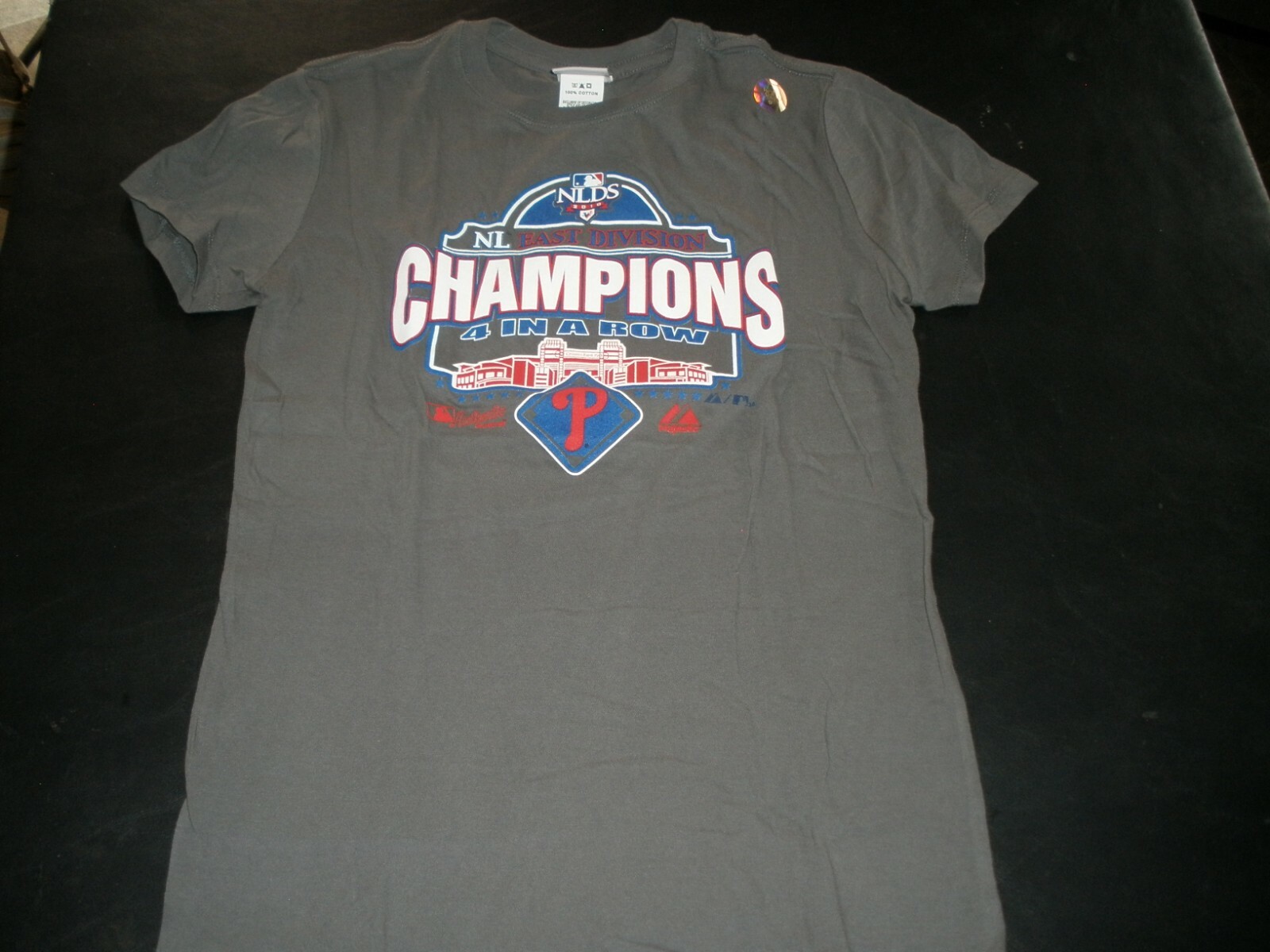 FILA Philadelphia Phillies 4 in a Row Champions T shirt donna Medium Majestic nuova senza etichette