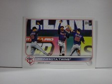 2022 Topps Series 2 #435 Minnesota Twins BYRON BUXTON - TEAM BASE BASEBALL CARD