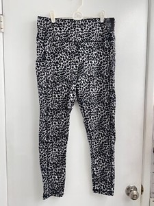 NY & Co New York & Company Gray Leopard Print Workout Leggings XL