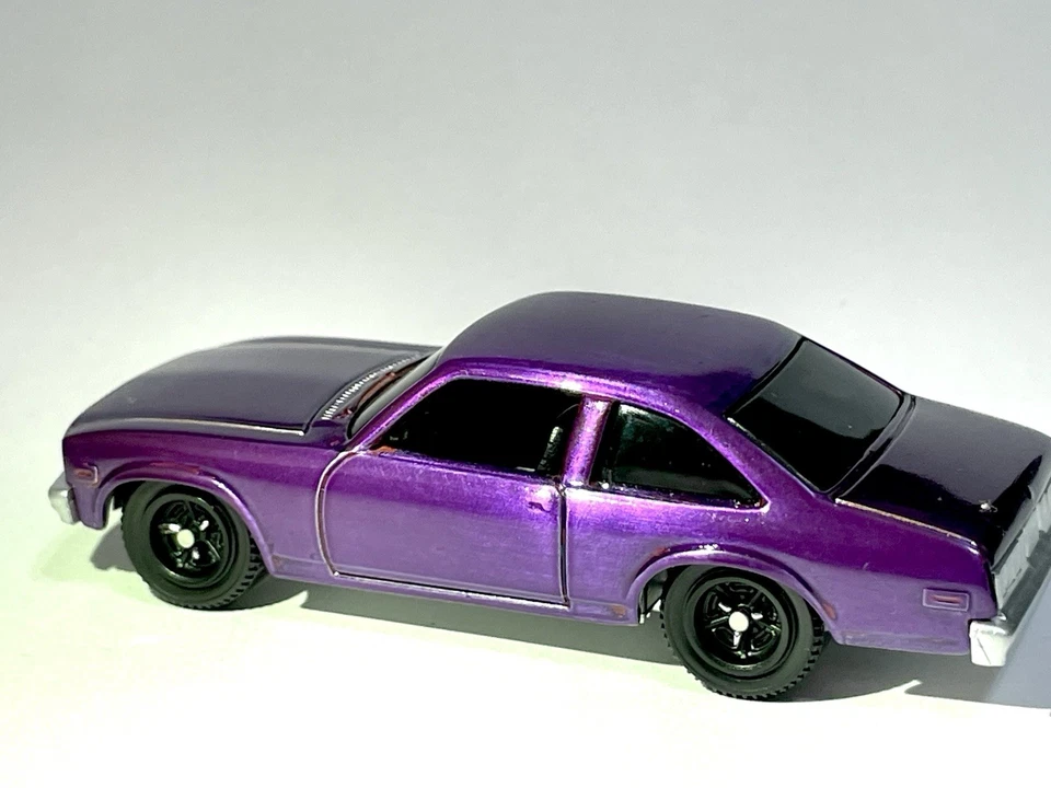 😎 Matchbox 1979 Chevy Nova hecho a medida Spectraflame púrpura coche fundido a presión Foto 3 de 4