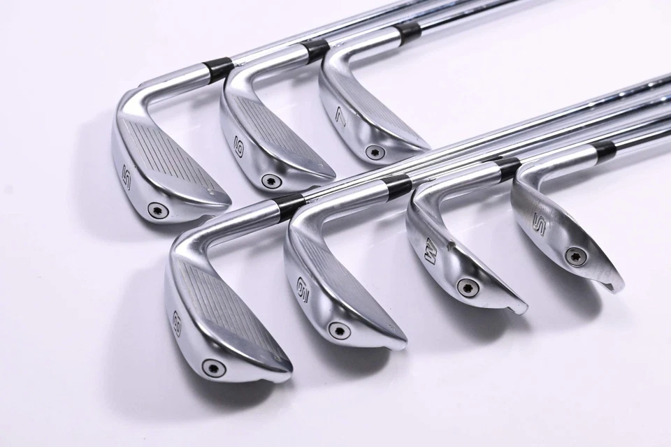 Left Hand Ping G425 Irons / 5-PW+SW / Blue Dot / Regular Flex Ping AWT 2.0 - Image 4 of 4