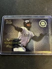 1998 Leaf Rookies & Stars Extreme Measures Ken Griffey Jr 0981/1000