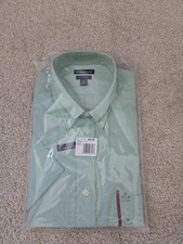 Croft  Barrow Button Up Shirt Mens Medium Short Sleeve Easy Care Green NEW