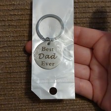 Silver Metal "Best Dad Ever" Key Chain Key Ring, Fathers Day, One Size