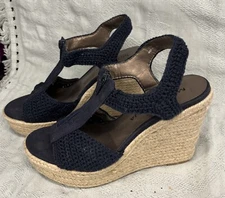 Women’s Moda Spana Black Crochet Sandal  Wedge Heel Top Zipper  Size 7.5 M