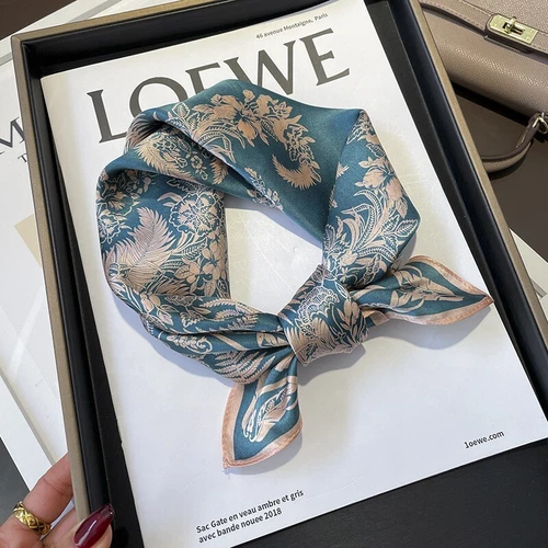 Bufanda 100 % seda mujer vintage azul flor pañuelo cuadrado pañuelo envoltura 53*53 cm - Imagen 3 de 5