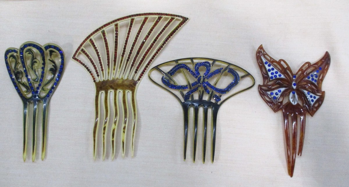 Vintage Celluloid Hair Comb w/ Blue Rhinestones Art Deco Celluloid Hair Comb Teal Blue Sapphire Rhinestones  main image 4