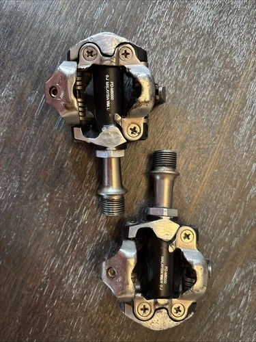 Shimano Deore XT PD-M8000 SPD clipless pedals
