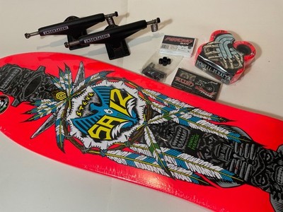 Powell Peralta Saiz Skateboard Deck complete Independent 169 trucks G-Slides 56m