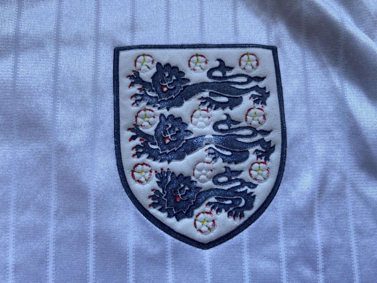 ENGLAND 1984 1987 HOME FOOTBALL SHIRT SOCCER JERSEY UMBRO sz ENGLAND 1984 1987 HOME FOOTBALL SHIRT SOCCER JERSEY UMBRO sz