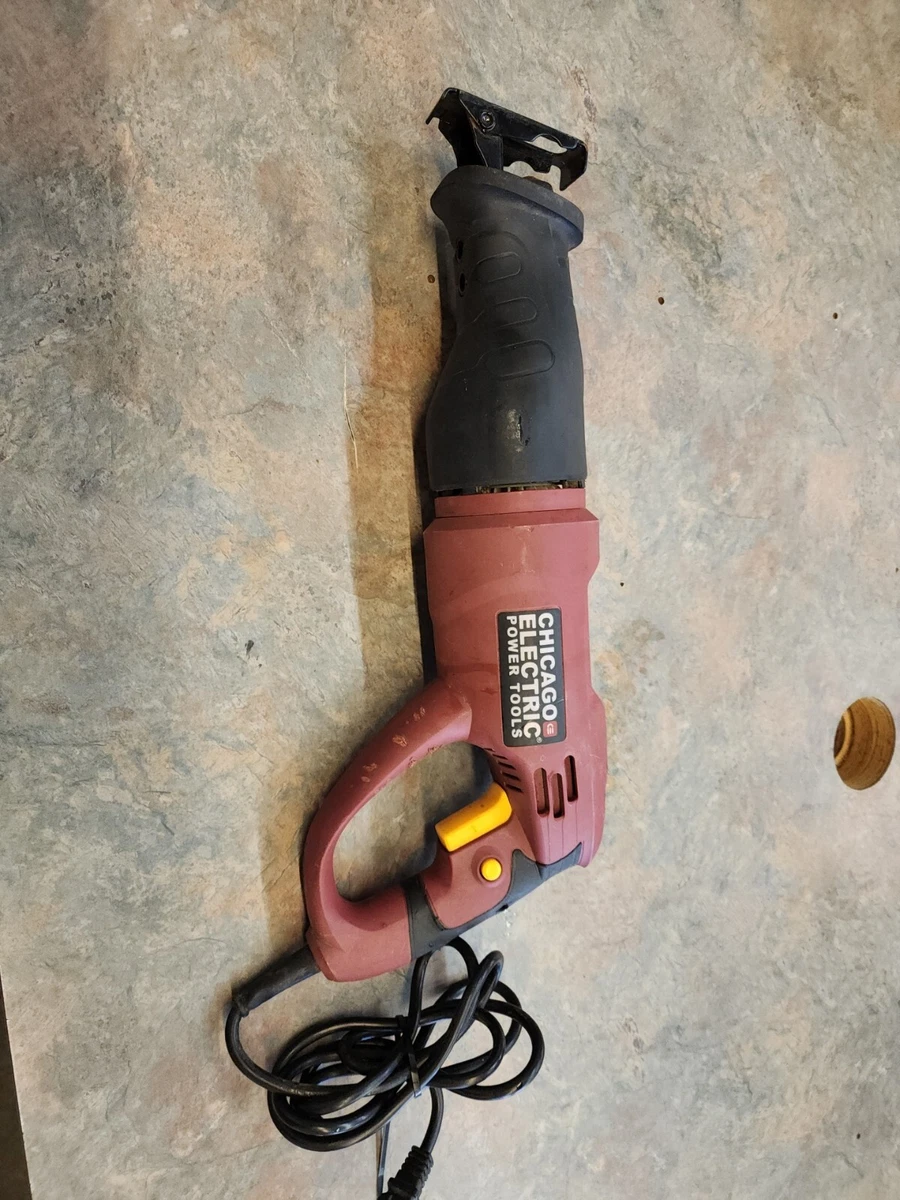 Chicago Electric 6 Amp Reciprocating Saw With Rotating Handle