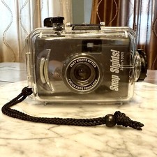 NEW Snap Sights Optics Underwater Camera  Case Focus Free 28mm 30m/100ft Depth