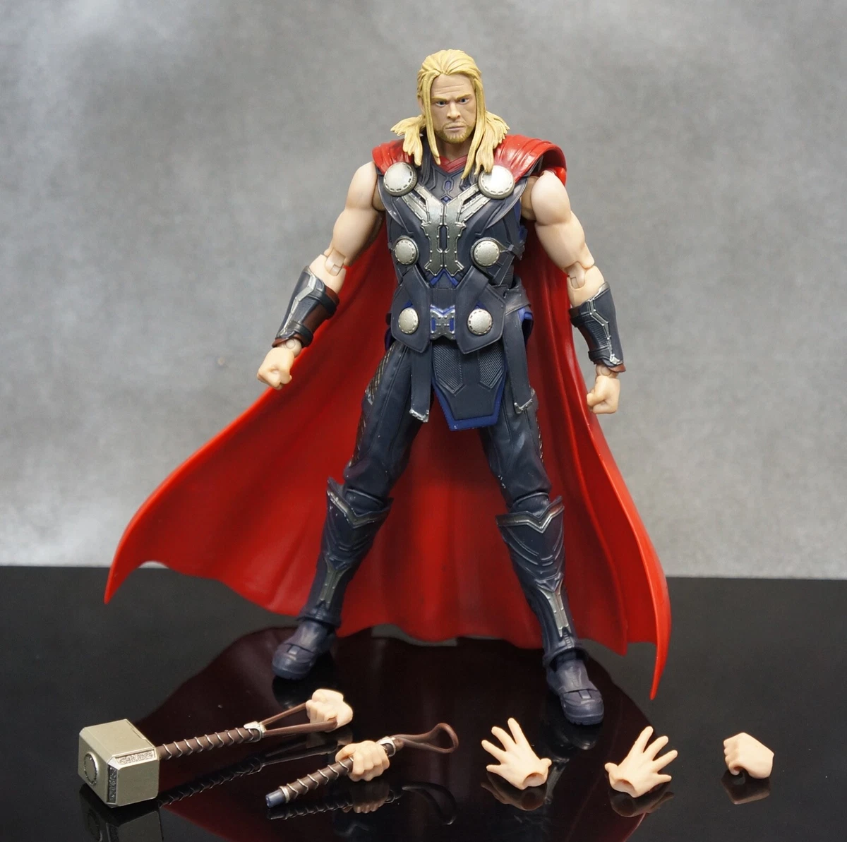 Marvel Age of Ultron Mighty Thor SH Figuarts Authentic Action