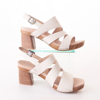 dansko ashlee